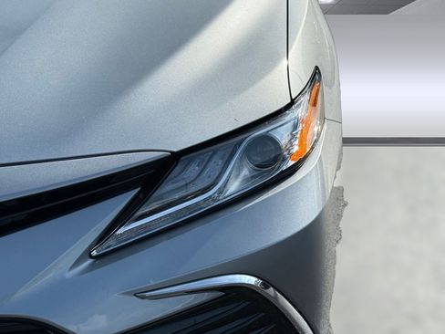 Certified 2022 Toyota Camry XLE image 10