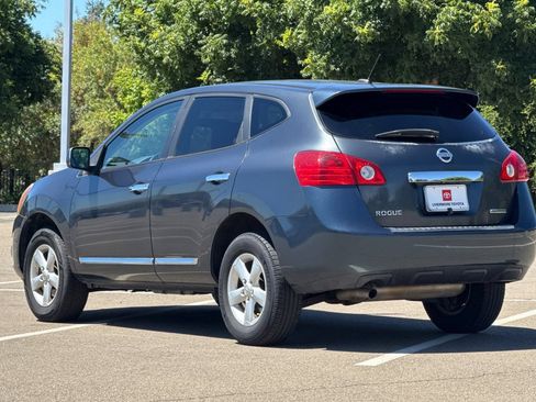 Used 2013 Nissan Rogue S w/ Special Edition Pkg FWD image 6