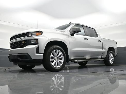 Used 2021 Chevrolet Silverado 1500 Custom w/ Safety Confidence Package RWD image 26
