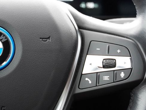 Certified 2023 BMW i4 eDrive35 w/ Premium Package image 22