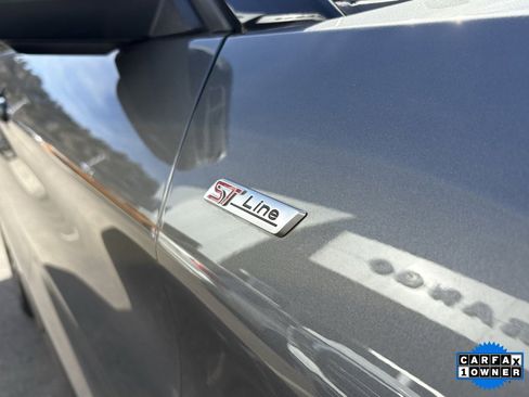 Certified 2025 Ford Explorer ST-Line w/ ST-Line Street Pack image 28