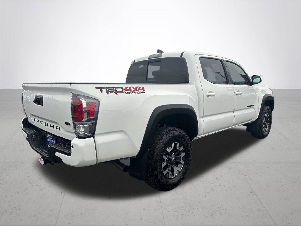 Certified 2023 Toyota Tacoma TRD Off-Road w/ Technology Package AWD/4WD image 8