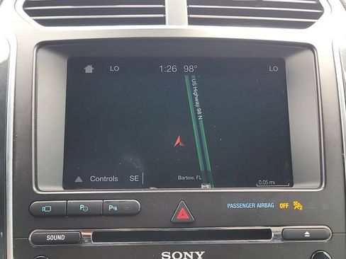 Used 2018 Ford Explorer Limited w/ Equipment Group 301A FWD image 26