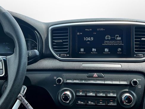 Used 2020 Kia Sportage LX image 6
