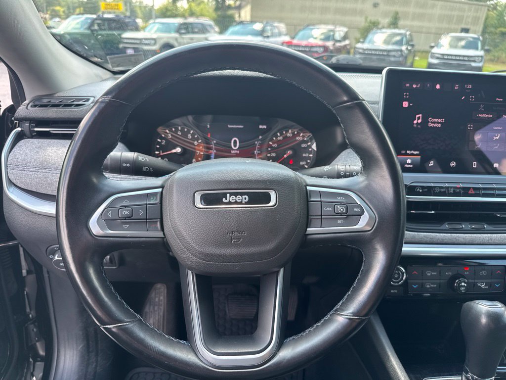 Used 2022 Jeep Compass Latitude w/ Convenience Group AWD/4WD image 14