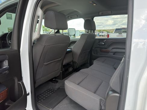 Used 2019 GMC Sierra 3500 SLE w/ SLE Fleet Preferred Package AWD/4WD image 3