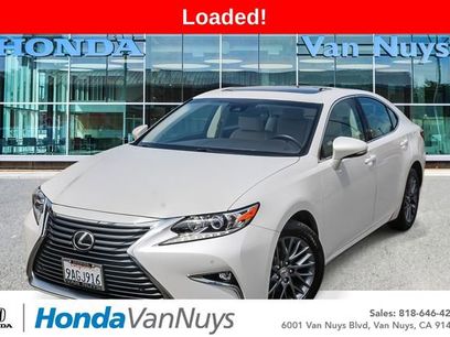 Used 2017 Lexus ES 350 w/ Premium Package