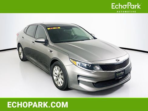 Used 2017 Kia Optima LX w/ Option Group 014 FWD image 1