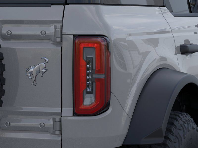 New 2026 Ford Bronco Outer Banks w/ Sasquatch Package AWD/4WD image 23