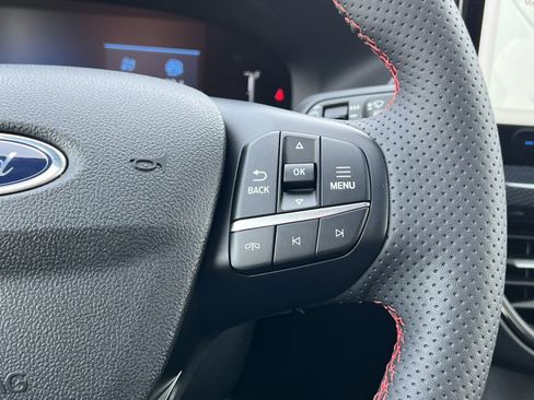 Certified 2023 Ford Escape ST-Line w/ Tech Pack #1 image 19