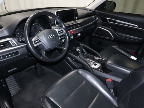 Used 2020 Kia Telluride S w/ S 8 Passenger Seating Package image 25