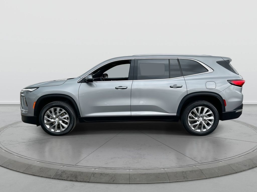 Used 2025 Buick Enclave Preferred w/ Power Package FWD image 5