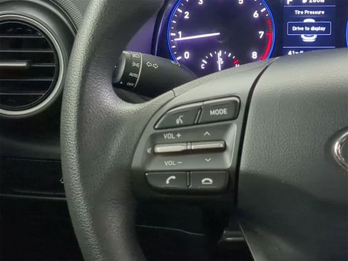 Used 2019 Hyundai Kona SE image 22