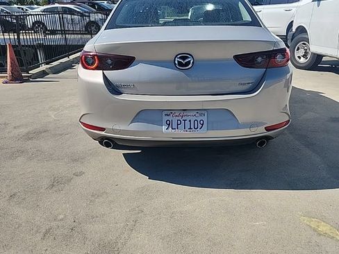 Used 2024 MAZDA MAZDA3 Sedan w/ Select Sport Package FWD image 5