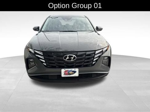 Used 2024 Hyundai Tucson SE AWD/4WD image 2