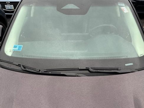 Used 2023 Lincoln Corsair AWD w/ Equipment Group 101A image 8