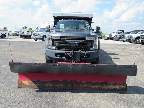 Used 2018 Ford F550 2WD Regular Cab Super Duty w/ Power Equipment Group image 8