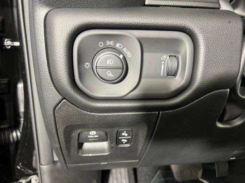 New 2026 RAM 1500 Big Horn AWD/4WD image 19