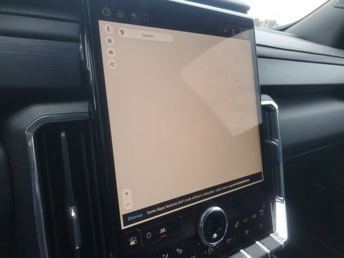 Used 2024 GMC Acadia Elevation image 25