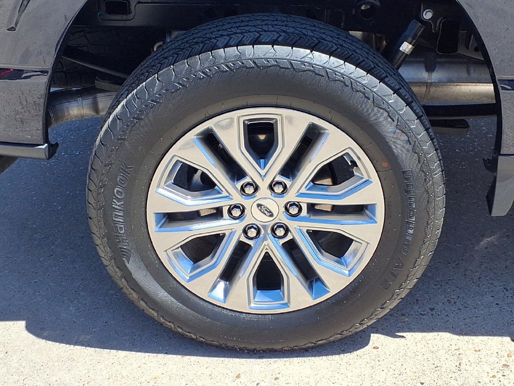 Used 2025 Ford F150 Lariat w/ Equipment Group 501A Mid AWD/4WD image 10