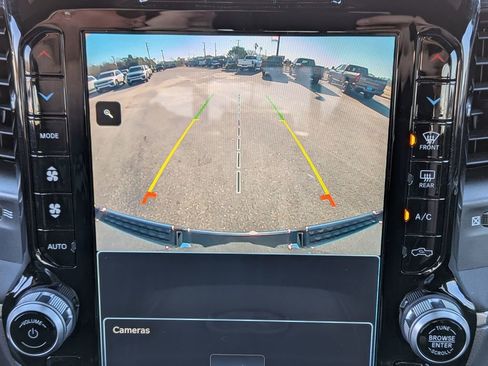 Used 2023 RAM 1500 Laramie image 27