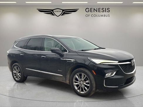 Used 2023 Buick Enclave Avenir FWD image 7