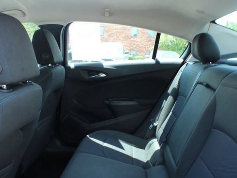 Used 2016 Chevrolet Cruze LT FWD image 29