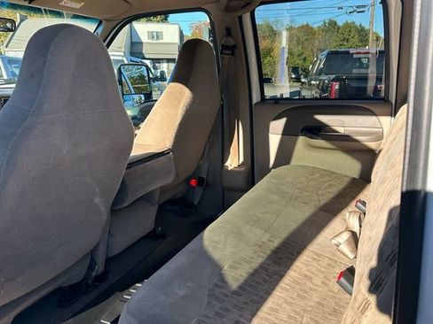 Used 2000 Ford F350 XLT image 10