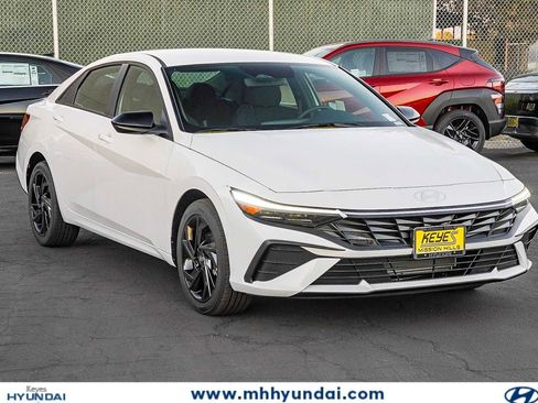 New 2026 Hyundai Elantra Sport FWD image 3