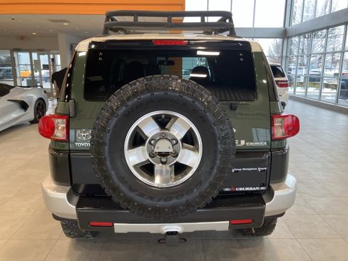 Used 2010 Toyota FJ Cruiser 4WD image 6