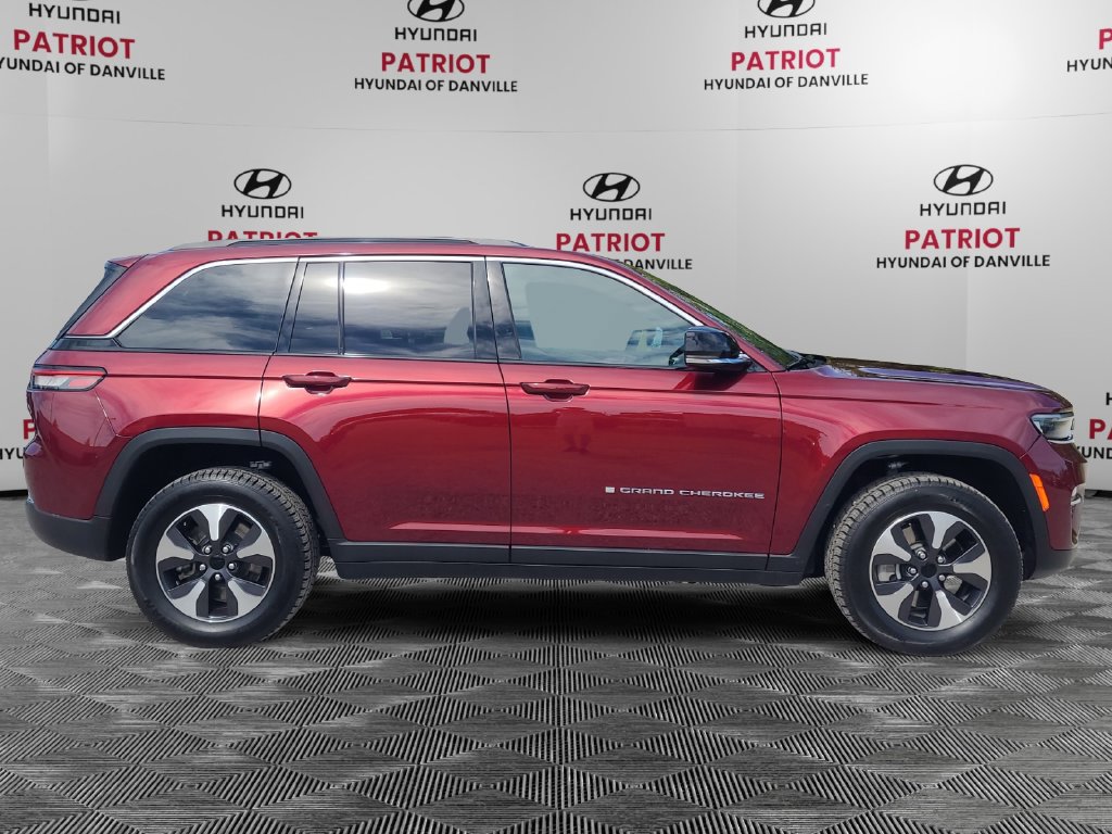 Used 2024 Jeep Grand Cherokee Limited 4xe AWD/4WD image 2