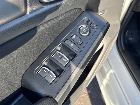 Used 2022 Honda Civic Sport image 32