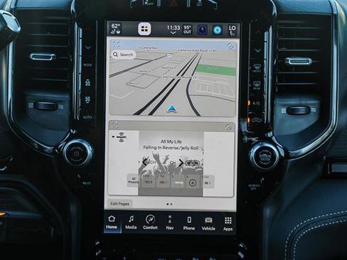 New 2024 RAM 2500 Limited image 15