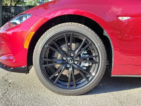 New 2026 MAZDA MX-5 Miata Club w/ Interior Package RWD image 6