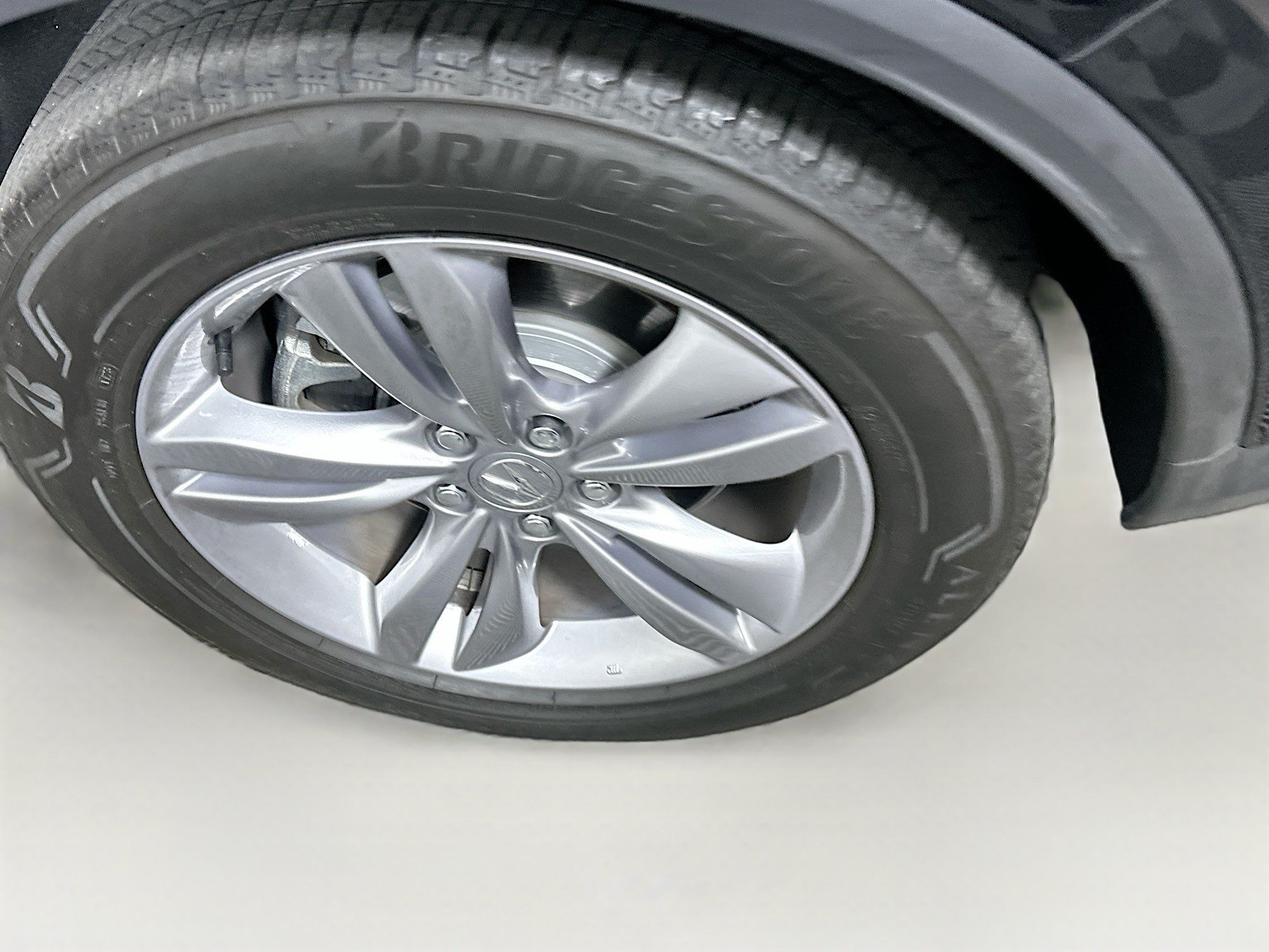 Used 2024 Acura MDX FWD image 11