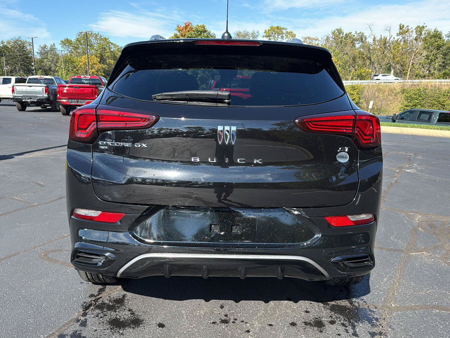 Used 2024 Buick Encore GX Sport Touring AWD/4WD image 4