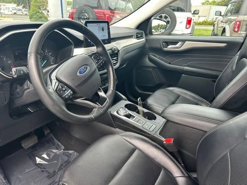 Used 2022 Ford Escape SEL AWD/4WD image 14