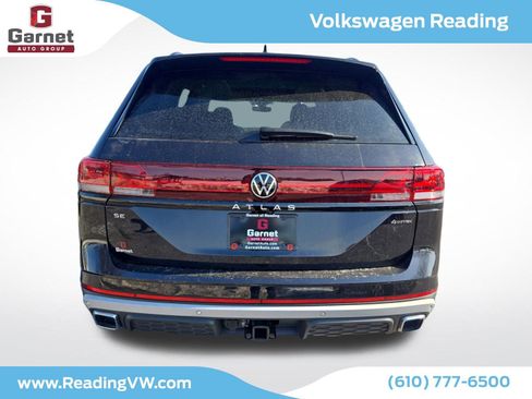 New 2026 Volkswagen Atlas Peak Edition image 4