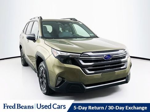 Used 2026 Subaru Forester Premium AWD/4WD image 1