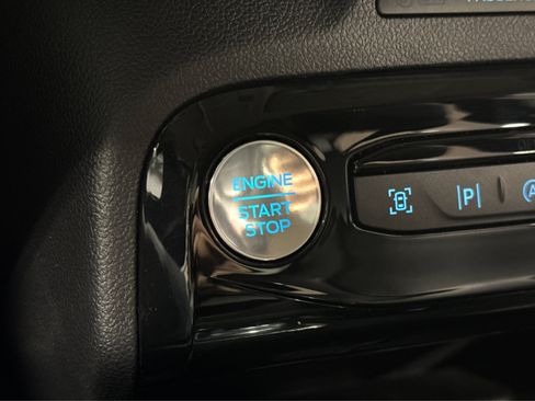 Used 2024 Ford Escape Platinum AWD/4WD image 36