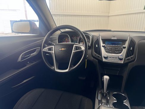 Used 2010 Chevrolet Equinox LT w/ Vehicle Interface Package FWD image 15