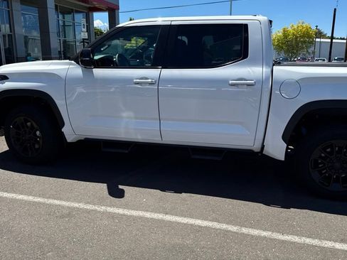 Used 2025 Toyota Tundra Limited w/ TRD Off-Road Package AWD/4WD image 8