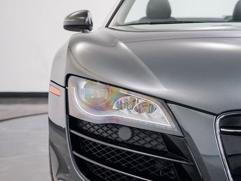 Used 2012 Audi R8 V10 image 21