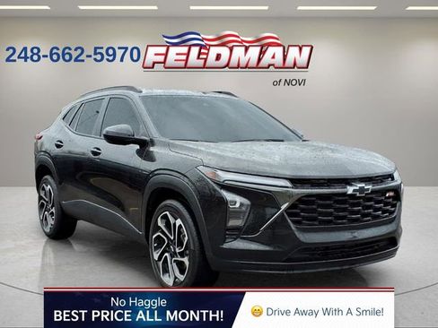 Used 2024 Chevrolet Trax RS w/ Sunroof Package FWD image 8