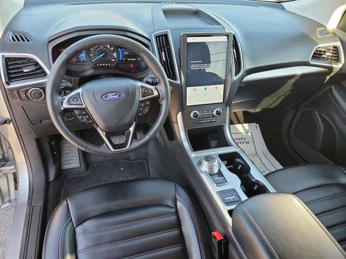 Used 2024 Ford Edge SEL image 16