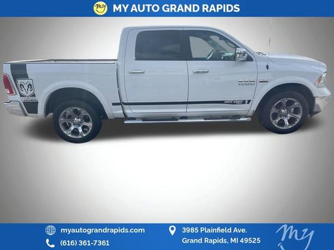 Used 2017 RAM 1500 Laramie image 4
