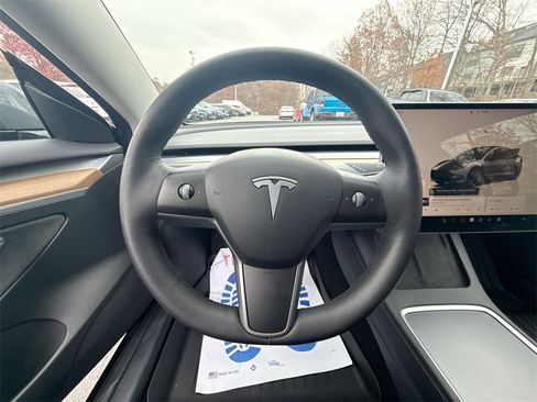 Used 2022 Tesla Model 3 Performance image 11