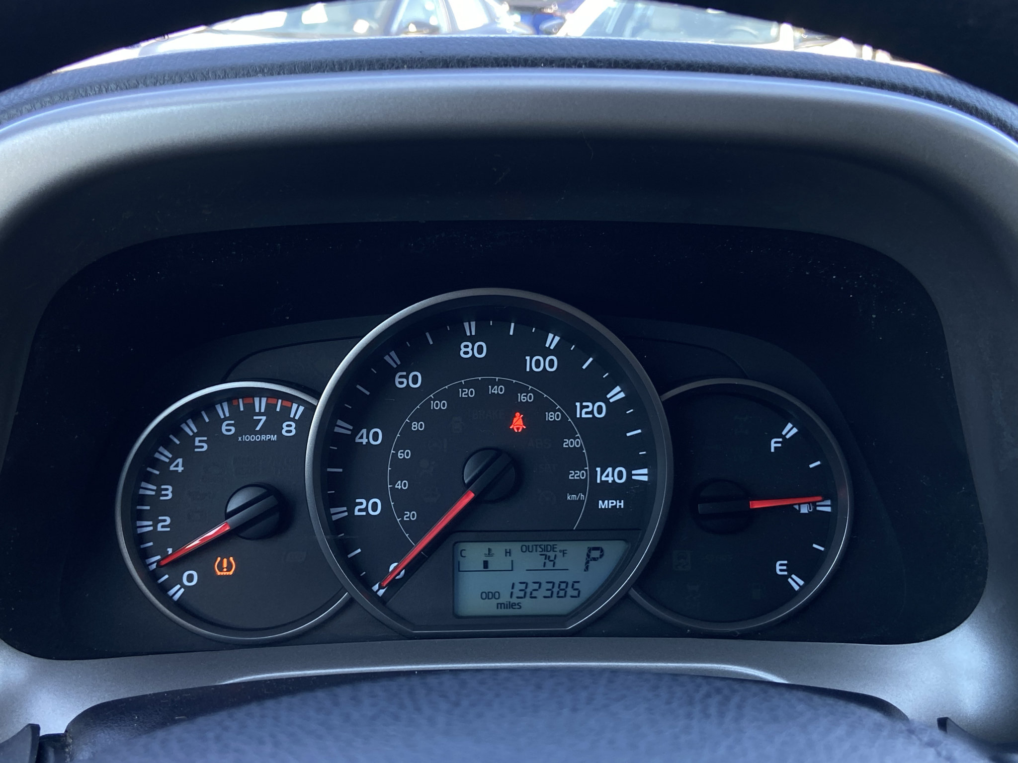 Used 2016 Toyota RAV4 LE FWD image 17