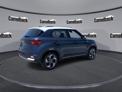 New 2025 Hyundai Venue Limited image 7