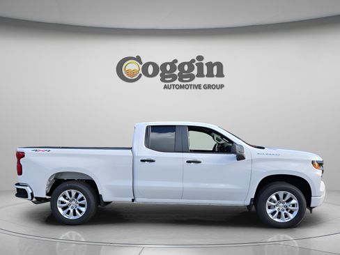 New 2026 Chevrolet Silverado 1500 Custom image 4